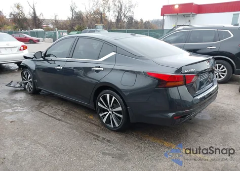 2019 Nissan Altima 2.5 Platinum z USA, uszkodzony, nr VIN 1N4BL4FW7KC196061